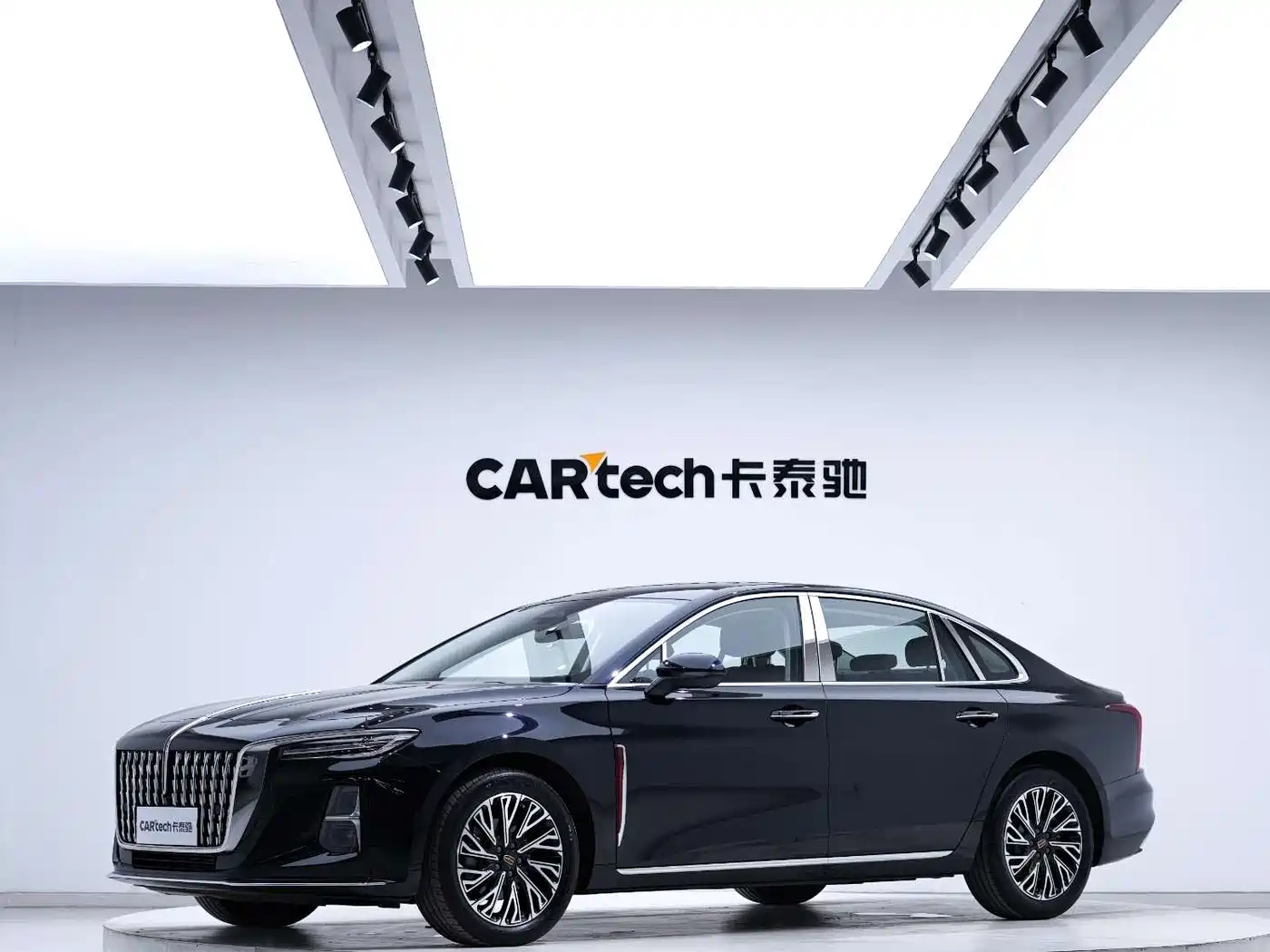 Hongqi H5 2025 2.0T Automatic Flag Celebration 500,000 Units Anniversary Edition