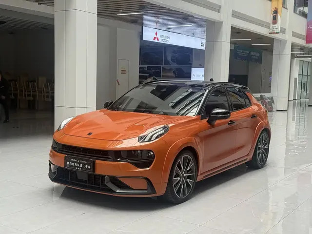 Lynk & Co 02 Hatchback 2021 2.0TD Halo Driving Control Package Edition