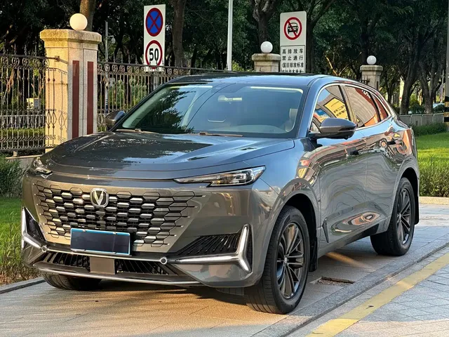 Changan UNI-K 2023 2.0T FWD Joy Style