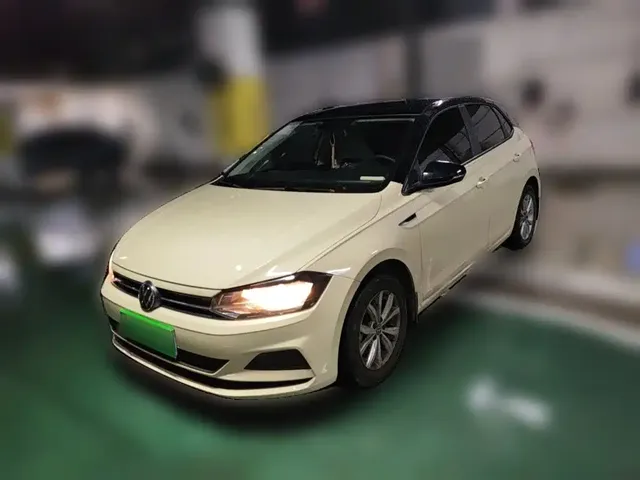 Volkswagen Polo 2023 Plus 1.5L Automatic Colorful Tech Edition