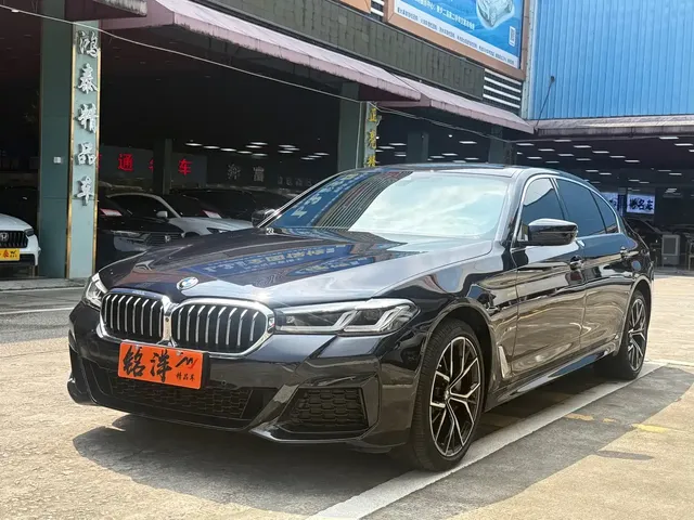 BMW 5 Series 2022 Facelift II 530Li Premium Package M Sport