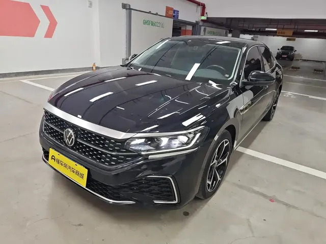 Volkswagen Passat 2023 Facelift 330TSI Elite Edition