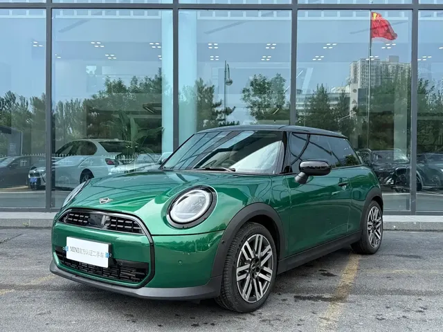 MINI MINI 2025 1.5T COOPER Classic