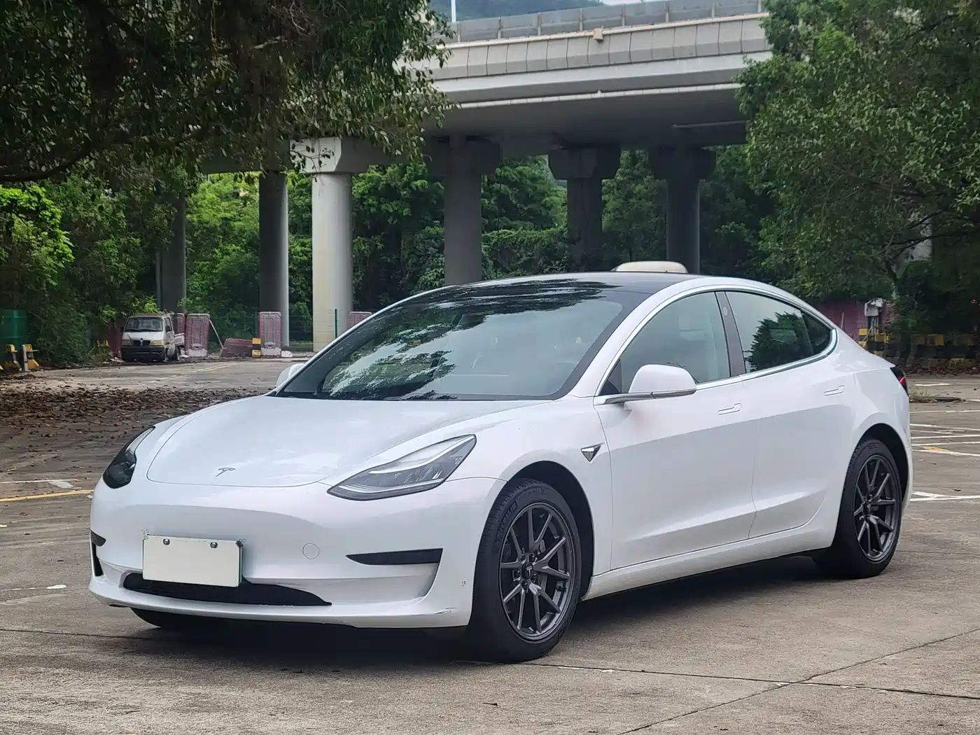 Tesla Model 3 2020 Standard Range Rear-Wheel Drive Upgrade