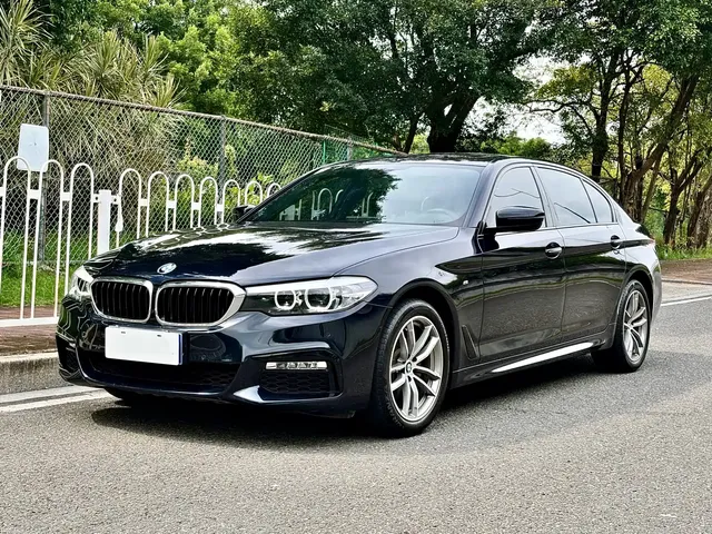BMW 5 Series 2018 525Li M Sport Package