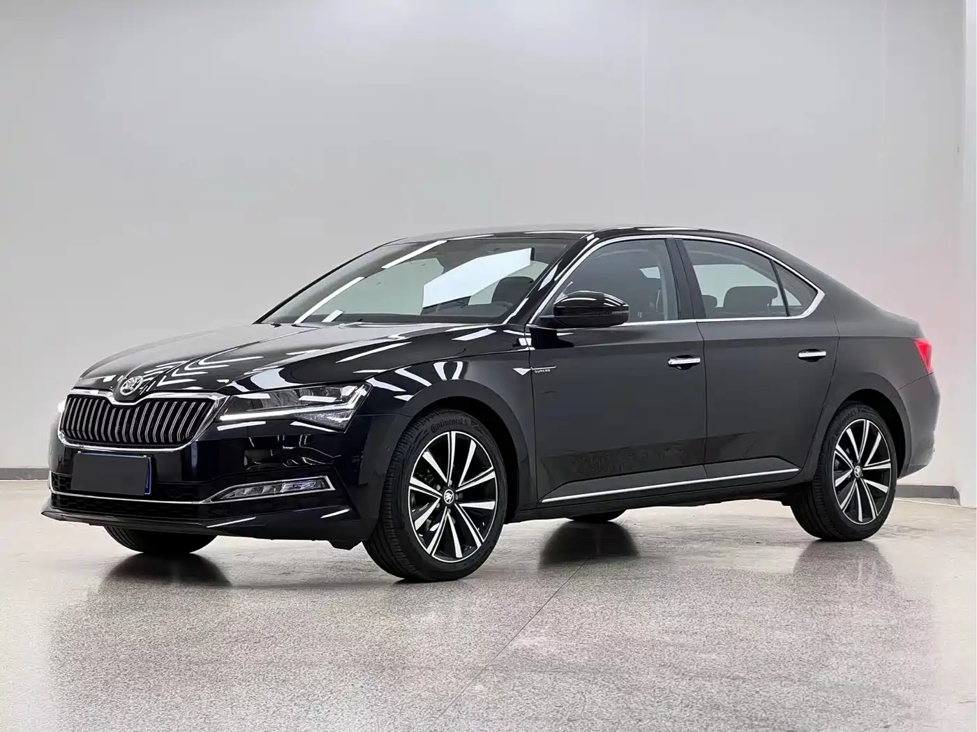 Škoda Superb 2025 Model TSI280 DSG Premium Edition