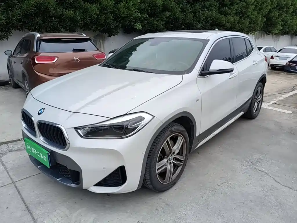 BMW X2 2020 sDrive25i Leading M Off-Road Package