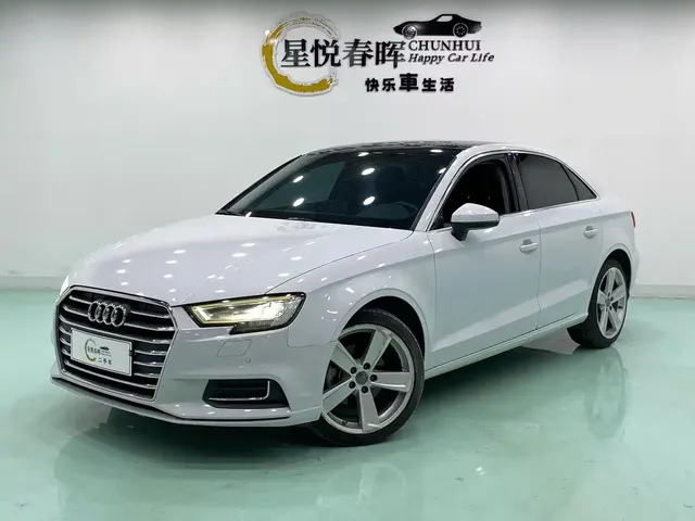 Audi A3 2018 30th Anniversary Limousine 35 TFSI Style