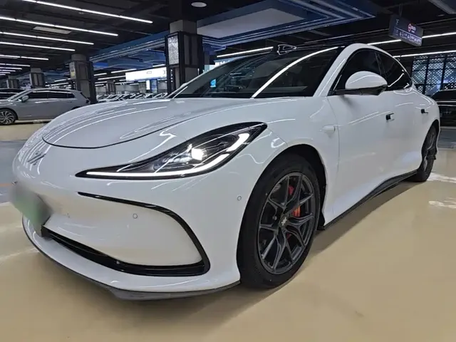 IM Motors IM L6 2024 Max Standard Edition