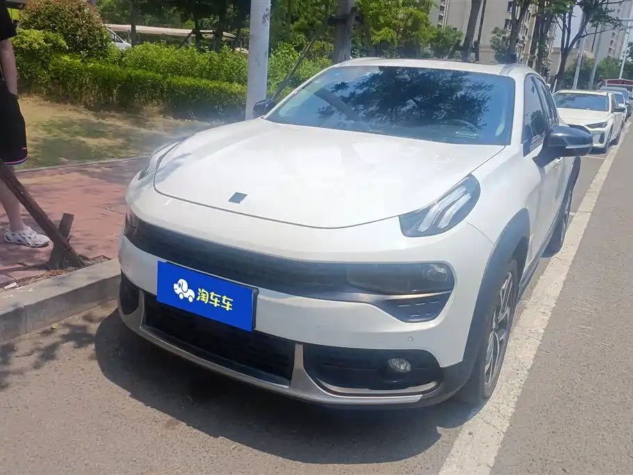 Lynk & Co 02 2019 1.5T DCT FWD Jin Pro Version China VI