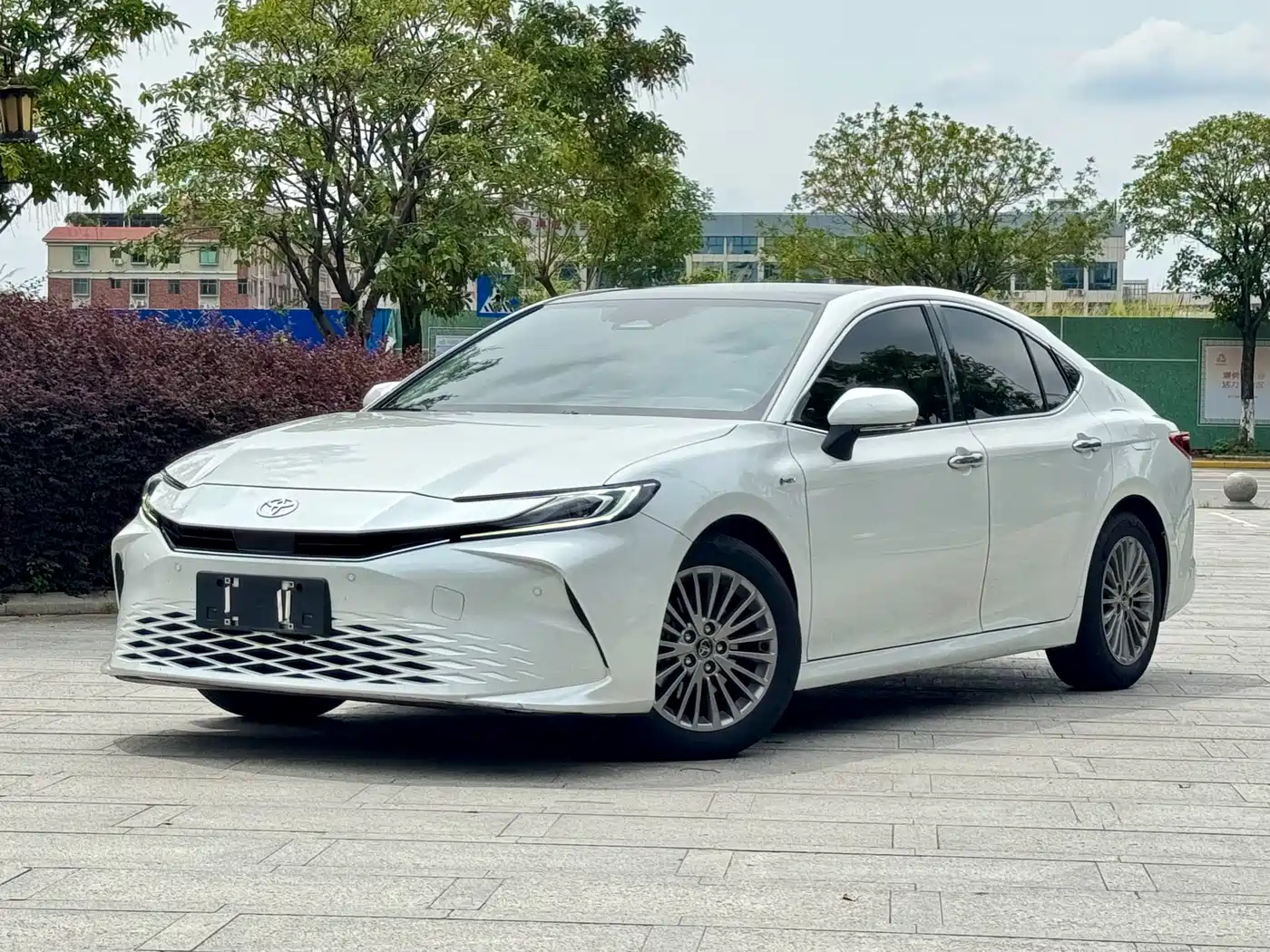 Toyota Camry 2024 Hybrid 2.0HG Premium Edition