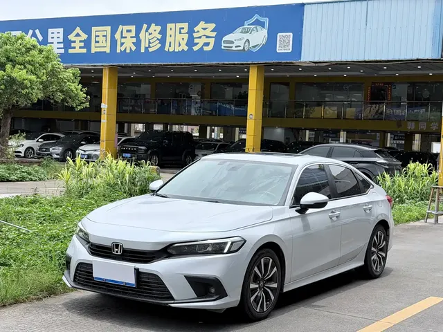 Honda Civic 2023 2.0L e:HEV Pioneer Edition