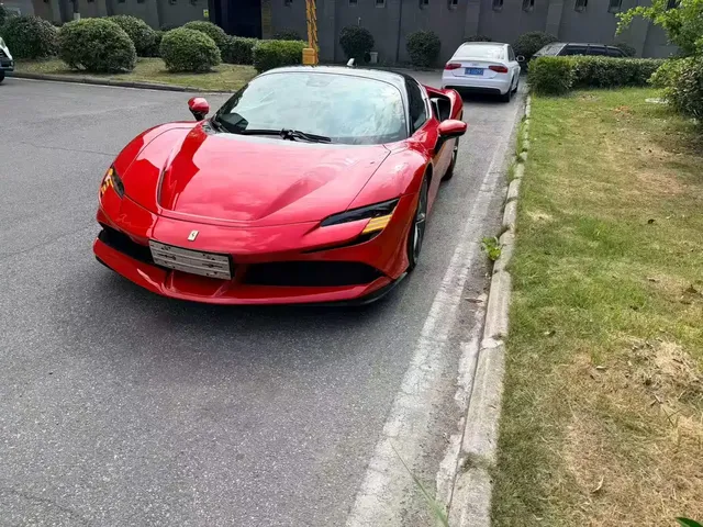 Ferrari SF90 2020 3.9T V8 Stradale