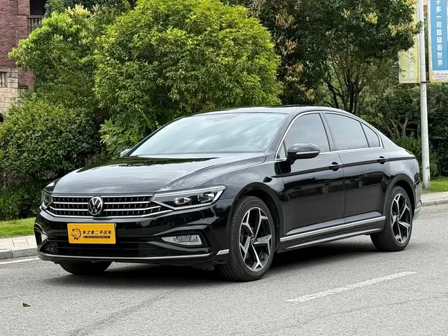 Volkswagen Magotan 2023 Model 2 Million Commemorative Edition 330TSI DSG Luxury
