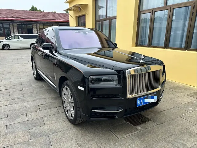 Rolls-Royce Cullinan 2024 4-Seater