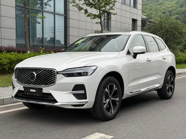 Volvo XC60 2026 Model B5 AWD Smart Elite Luxury