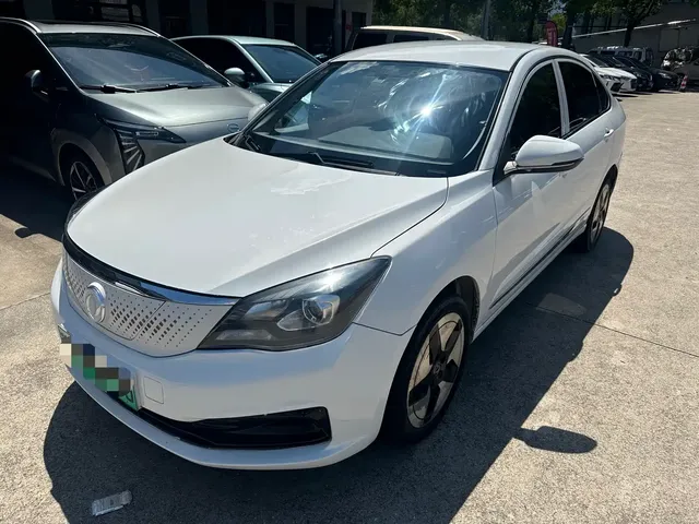 Dongfeng Aeolus Dongfeng Fengshen E70 2022 500 PLUS Ultra Edition