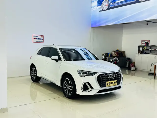 Audi Q3 2021 35 TFSI Progressive Sport