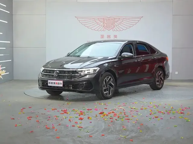 Volkswagen Sagitar 2023 300TSI DSG Surpassing Edition