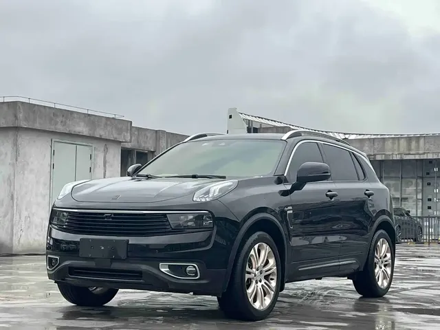 Lynk & Co 01 2017 2.0T 2WD Pro Version