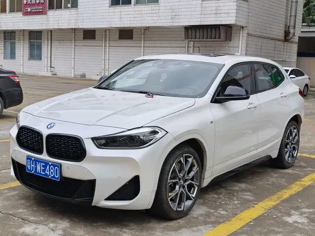 BMW X2 2021 sDrive25i Shadow Night Edition