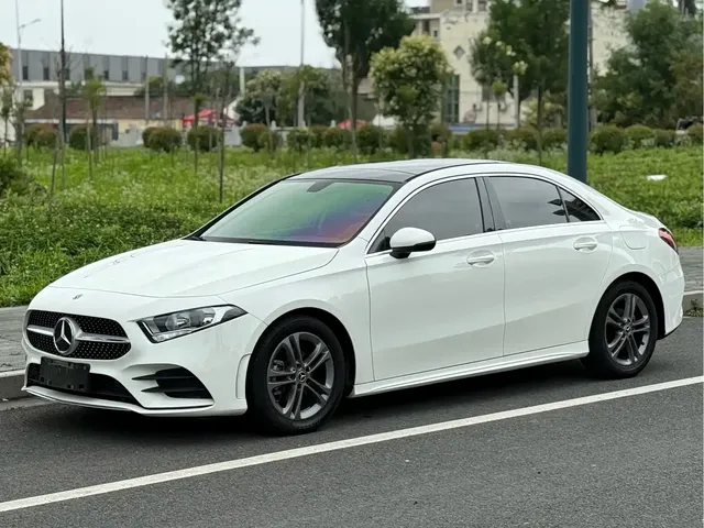 Mercedes-Benz A-Class 2024 A 200 L Fashion Edition