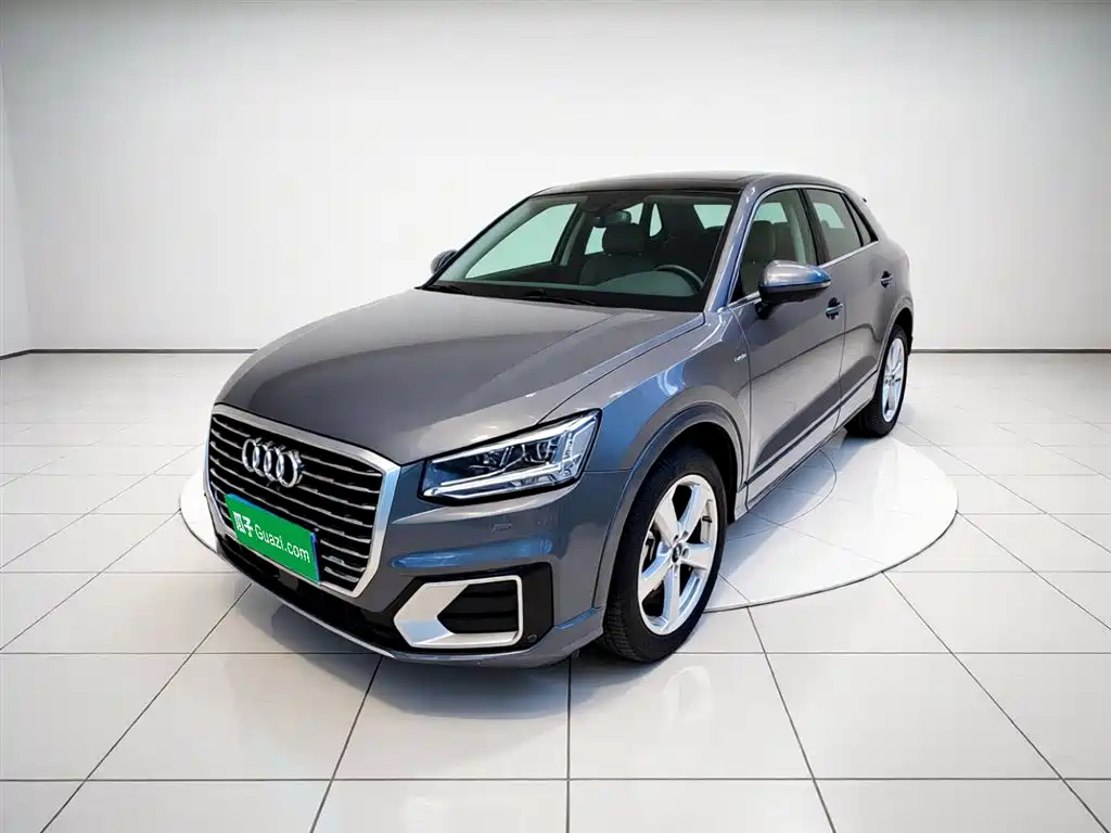Audi Q2L 2020 35 TFSI Fashion Elegance Model