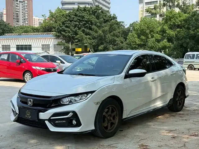 Honda Civic 2021 Hatchback 220TURBO CVT Sport
