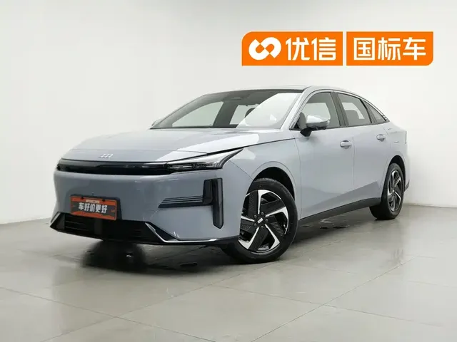 Geely Galaxy L6 2025 EM-i 140km Explorer+ Edition