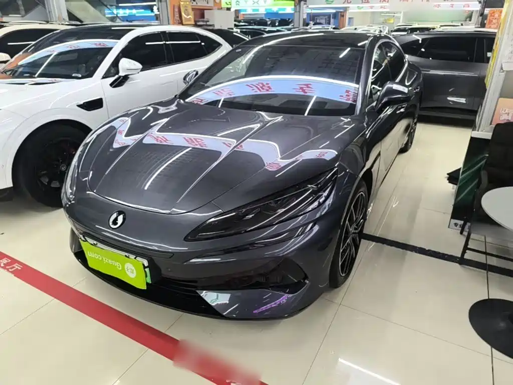 Denza Z9 2024 Model 1100km AWD Max Edition