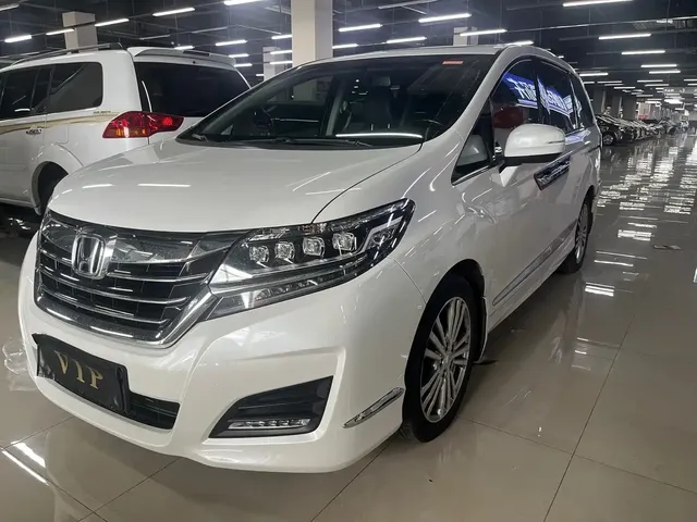 Honda Elysion 2016 2.4L Luxury Edition
