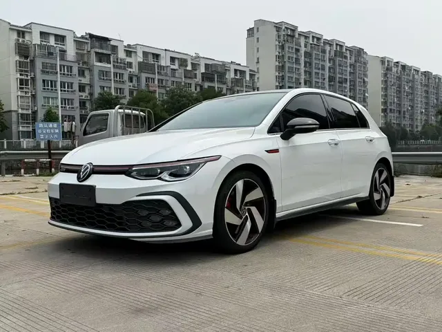 Volkswagen Golf GTI 2023 380TSI DSG GTI