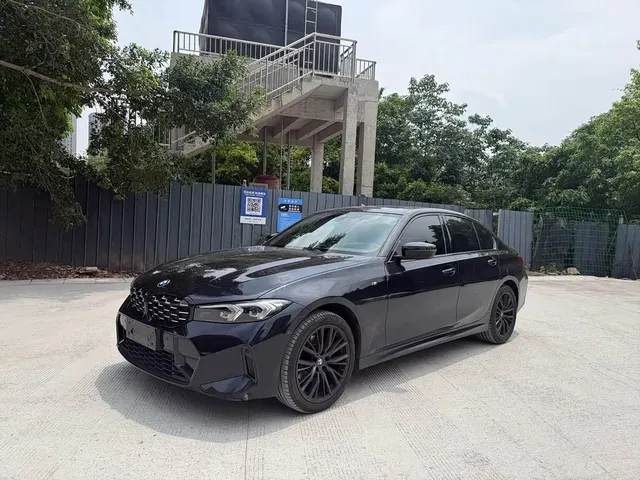 BMW 3 Series 2023 325Li M Sport Black Night Package