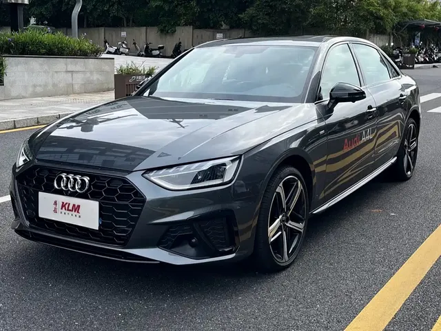 Audi A4L 2024 40 TFSI Luxury Dynamic