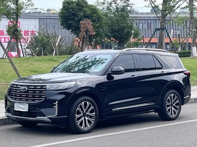 Ford Explorer 2024 2.3T EcoBoost AWD Titanium Edition 6-Seater
