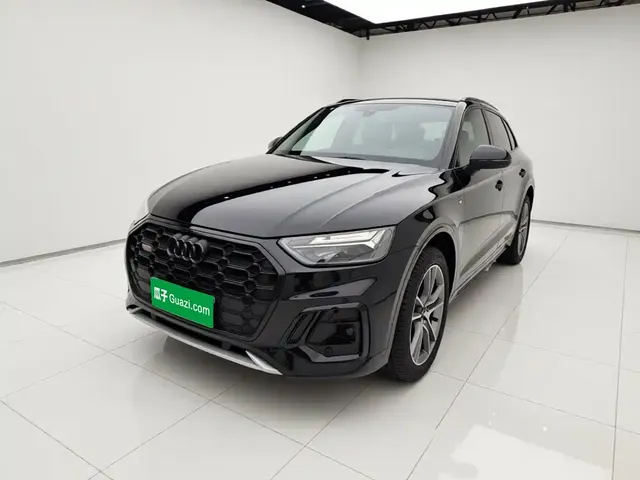 Audi Q5L 2024 Model 40 TFSI Luxury Dynamic