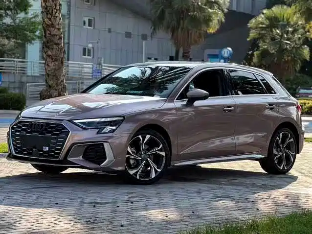 Audi A3 2021 Sportback 35 TFSI Fashion Sport