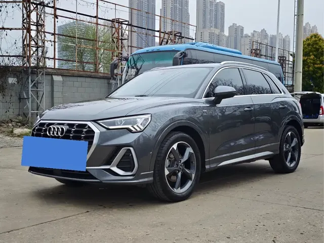 Audi Q3 2021 35 TFSI Fashion Sport