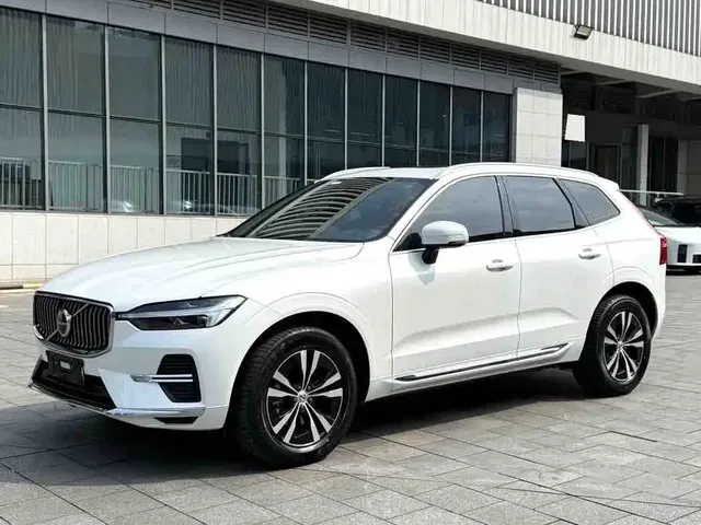 Volvo XC60 2023 B5 AWD Smart Luxury Edition