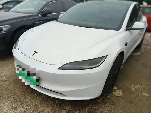 Tesla Model 3 2025 Model Year Facelift Rear-Wheel Drive