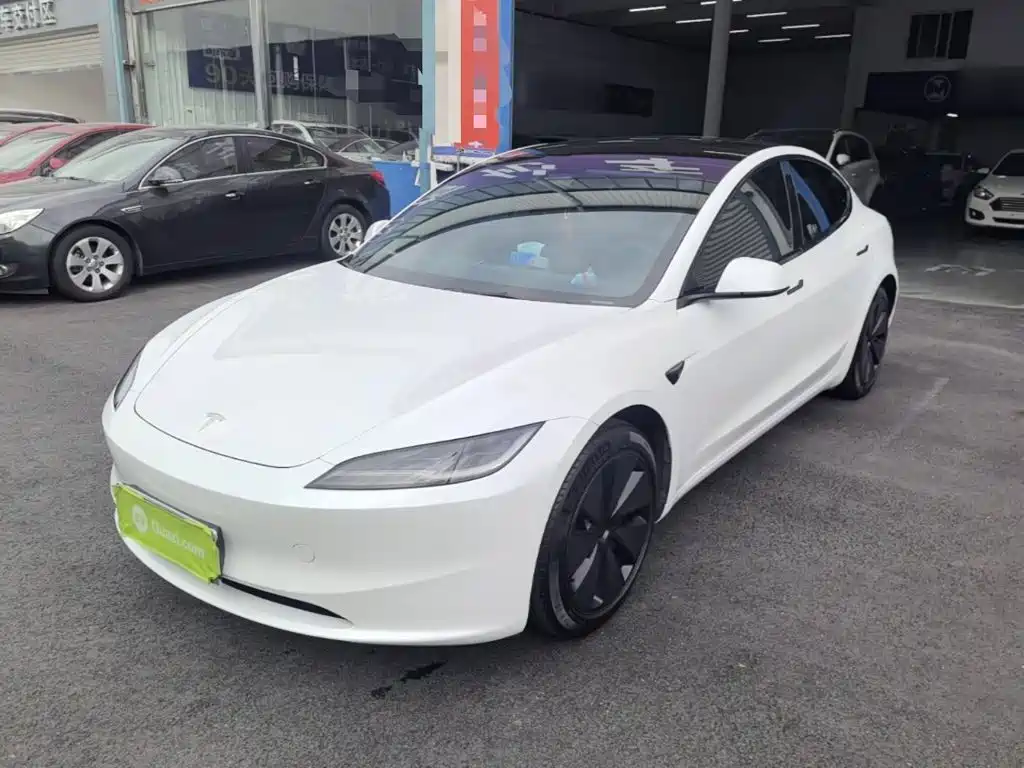 Tesla Model 3 2023 Rear-Wheel Drive