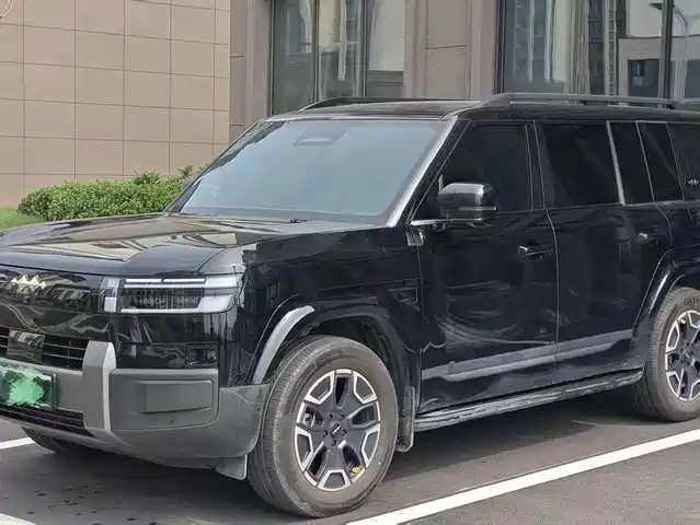 Fang Cheng Bao Titanium 7 2025 200KM Front-Wheel Drive Max Edition