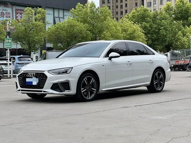 Audi A4L 2022 40 TFSI Fashion Dynamic