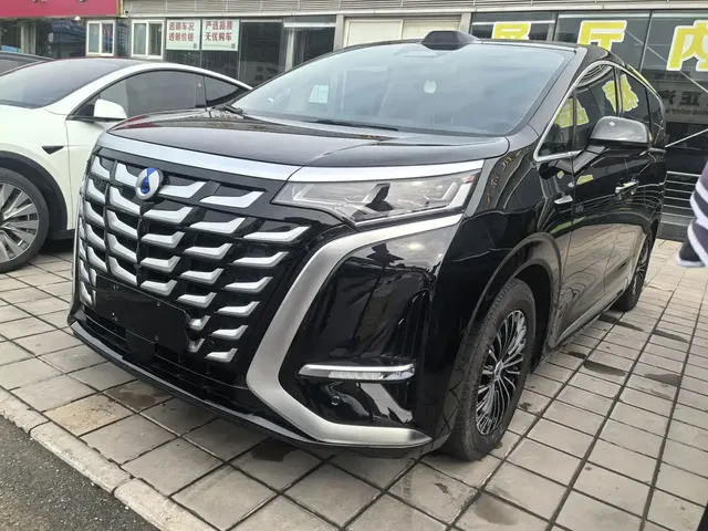 Denza D9 2025 DM-i Smart Drive Edition 1020 AWD Premium