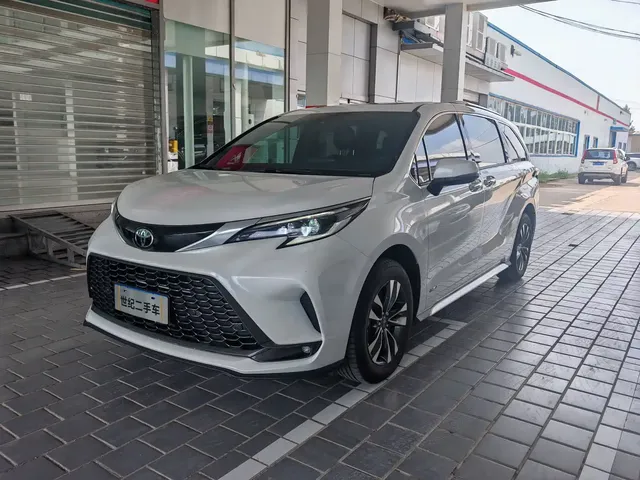 Toyota Granvia 2024 2.5L Hybrid Luxury