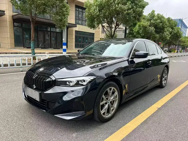 BMW i3 2025 eDrive 35 L