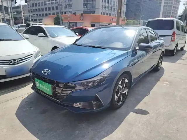 Hyundai Elantra 2022 240TGDi DCT LUX Premium Edition