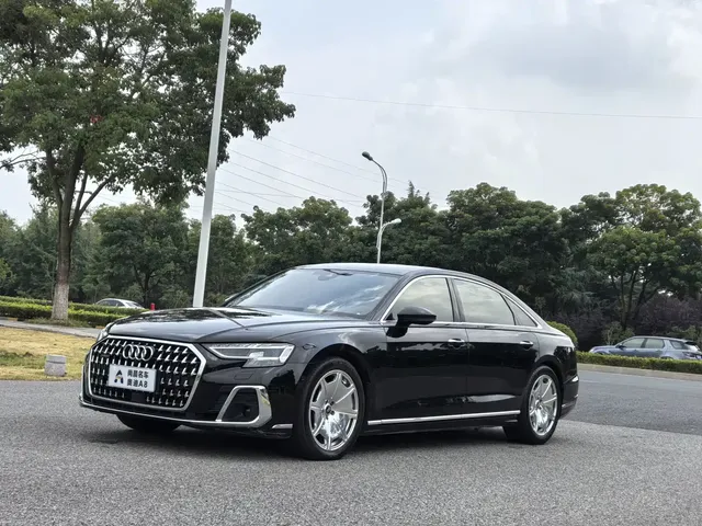 Audi A8 2023 A8L 50 TFSI quattro Exclusive