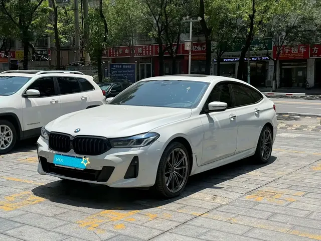 BMW 6 Series GT 2018 640i xDrive M Sport Package