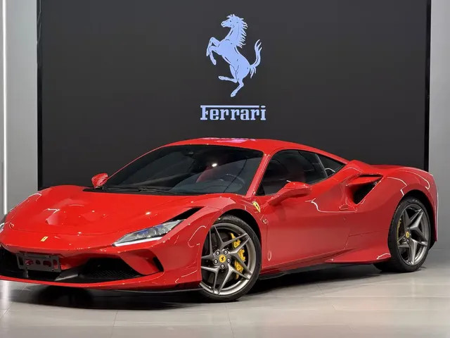 Ferrari F8 2019 Tributo 3.9T V8